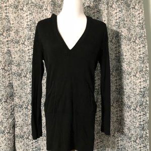 Forever 21 long sweater with a good and pocket